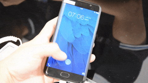 448a5bb121101abee13c30.gif